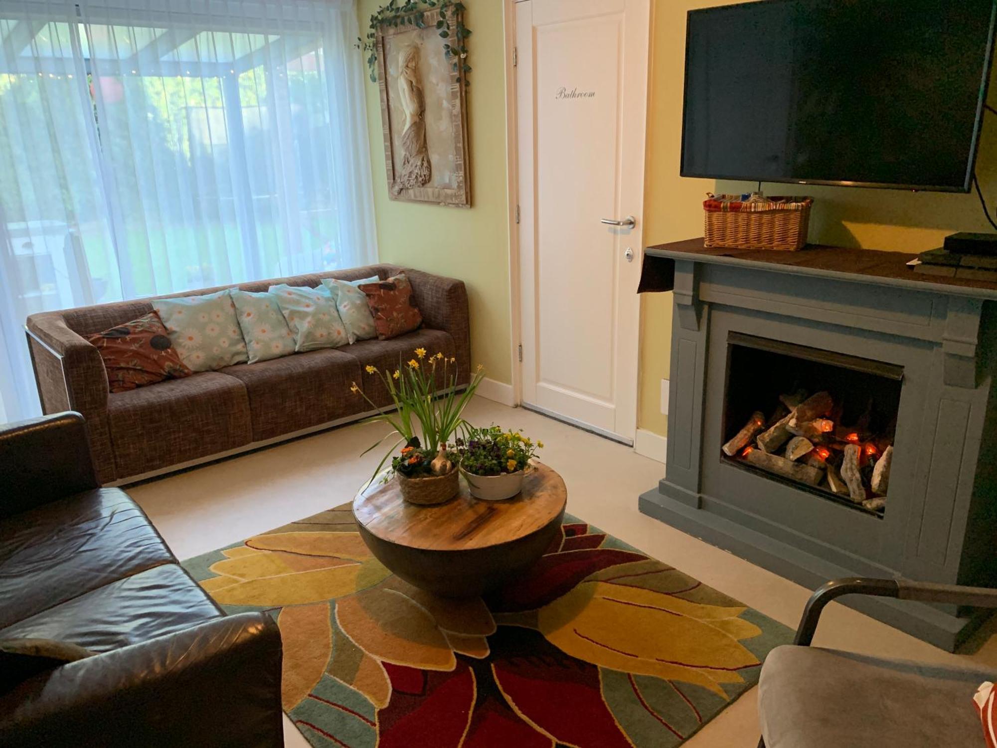Romantisch Wellness Appartement Met Prive Hottub Sauna Gamesroom Den Ham Εξωτερικό φωτογραφία